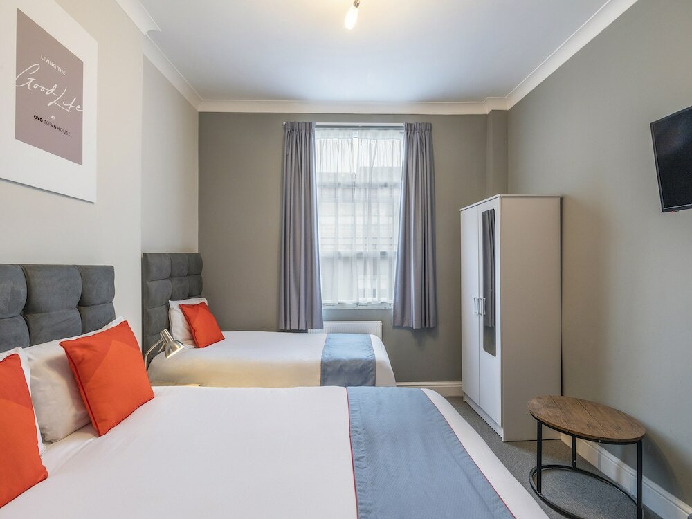Фото Oyo Townhouse Apollo, Hyde Park