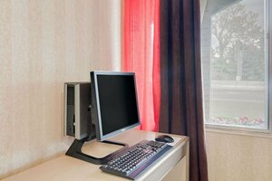 Гостиница Metro Inn Calgary Northwest