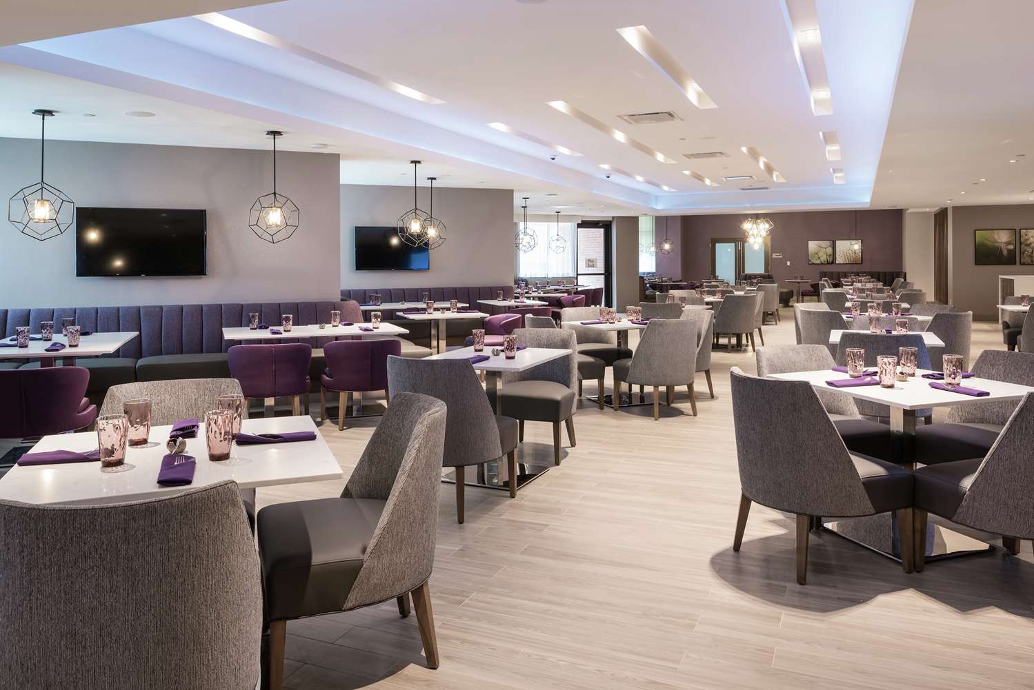 Фото Homewood Suites by Hilton Ottawa Downtown