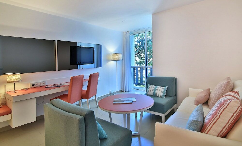 Фото La Creole Beach Hôtel & SPA