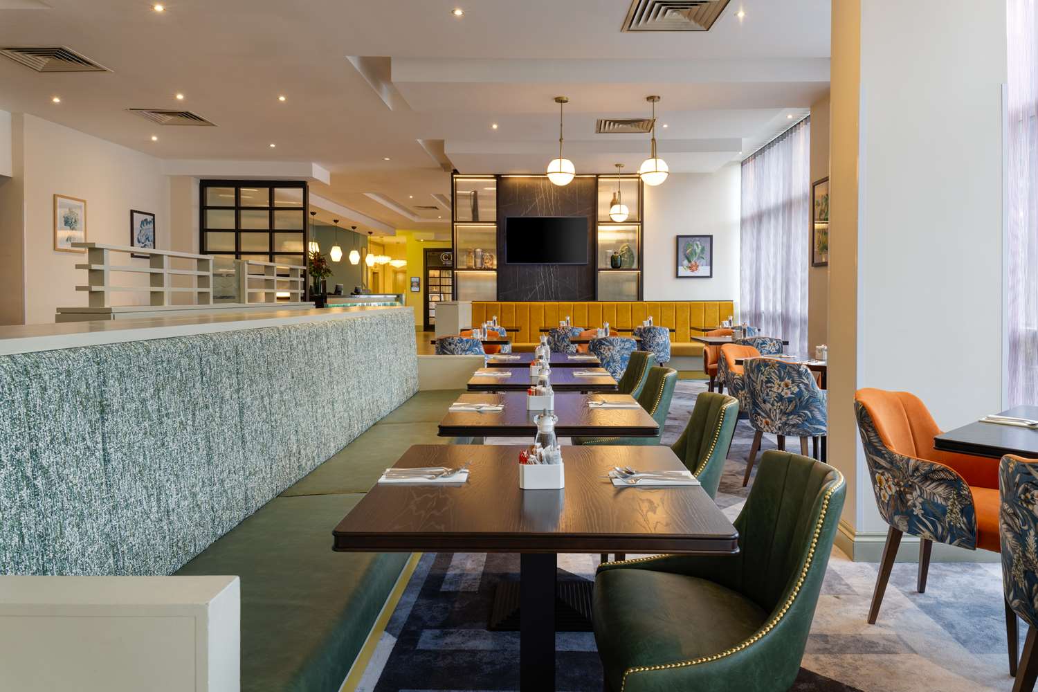 Фото DoubleTree by Hilton London - Chelsea