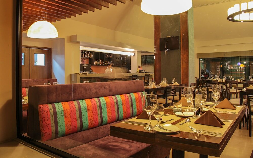 Фото Howard Johnson by Wyndham Yerba Buena