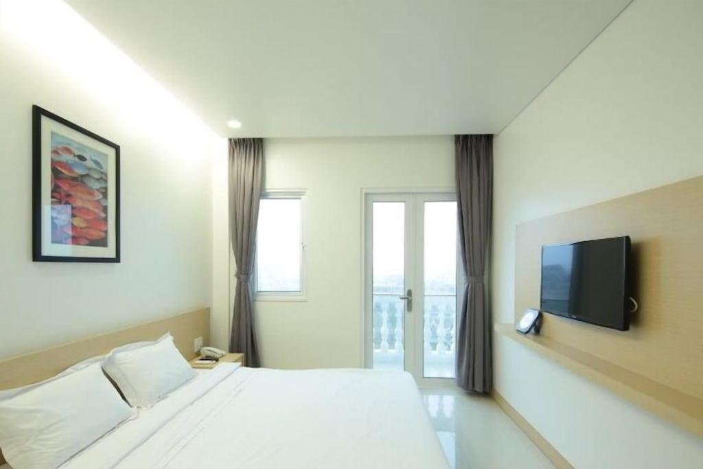 Фото Hung Cuong Hotel