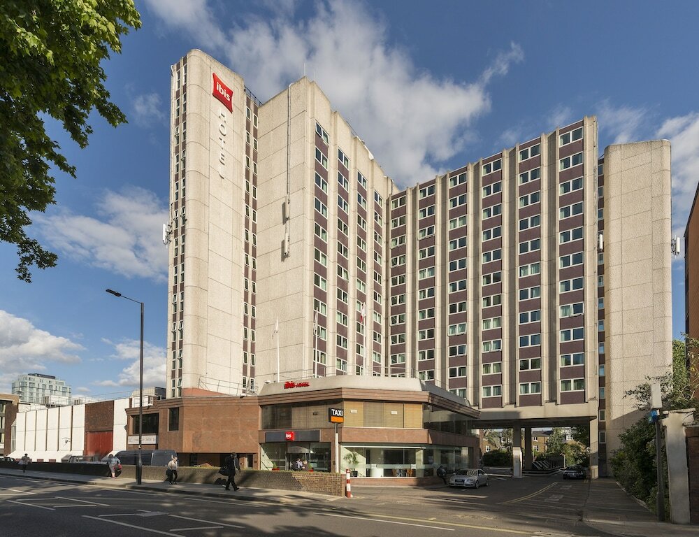 Фото Ibis London Earls Court
