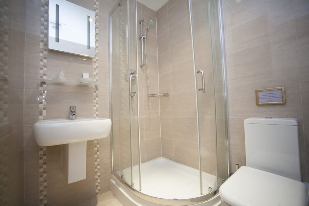 Фото The White Swan, Halifax