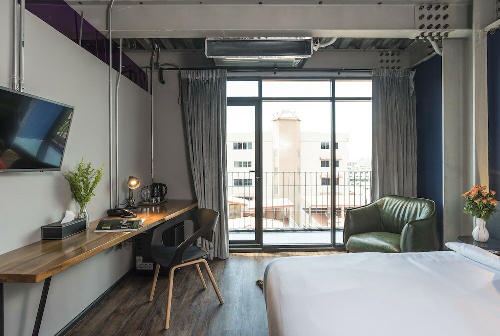 Фото MeStyle Garage Hotel Bangkok