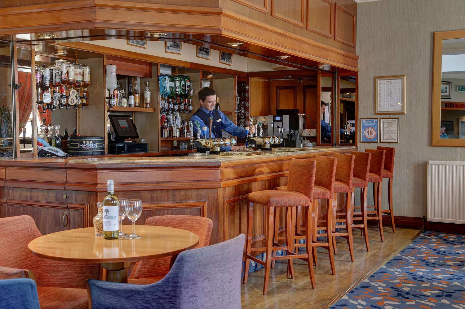 Фото The Royal Beach Hotel