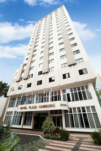 Внешний вид отеля Hotel Plaza Camboriú в Балнеário-Камбориу, фото 1