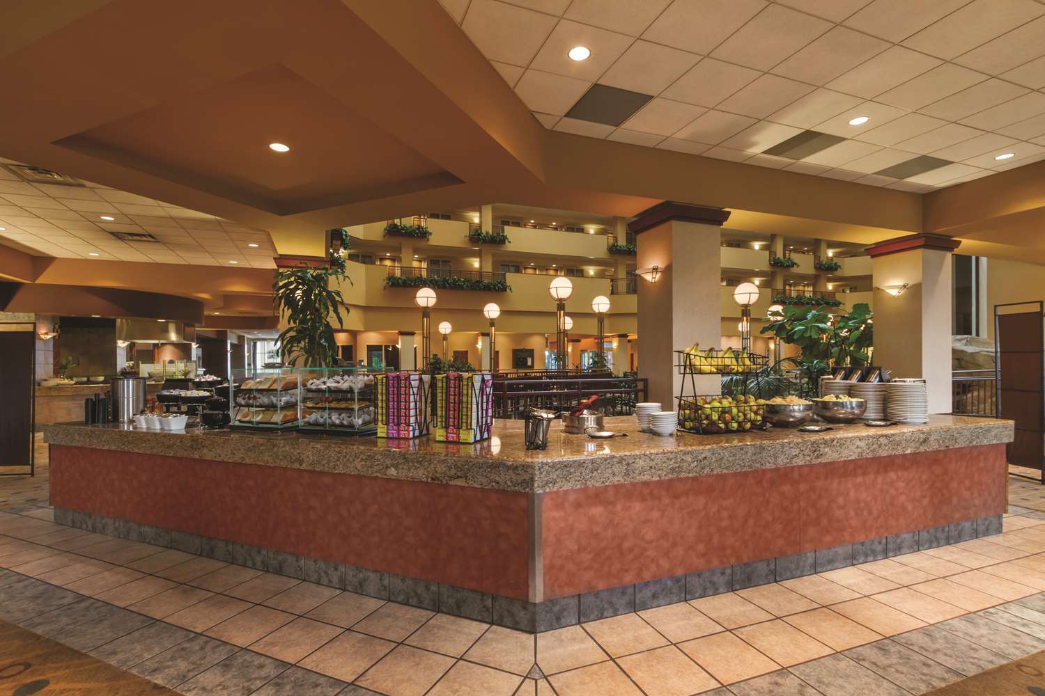 Фото Embassy Suites by Hilton Portland Airport