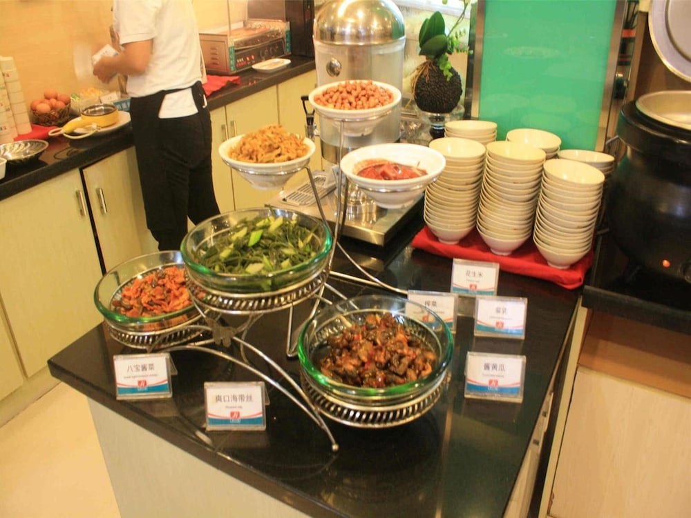 Фото Jinjiang Inn Beijing South Station