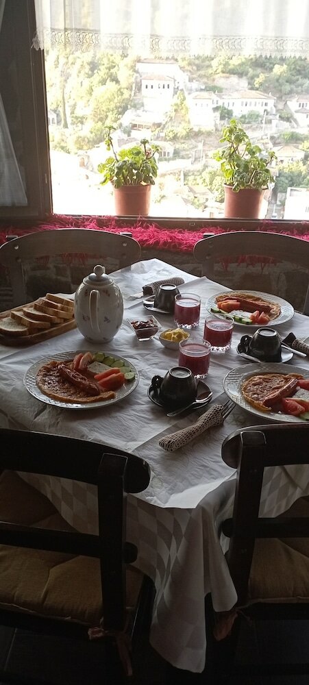 Фото Guva Mangalem Hotel Restaurant