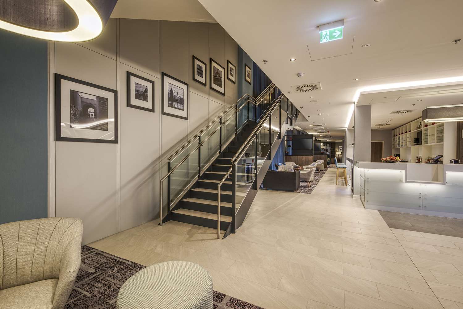 Фото Hampton by Hilton Stuttgart City Centre