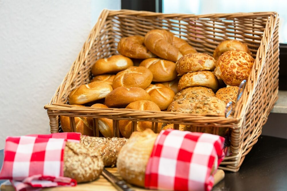 Фото Montana Hotel