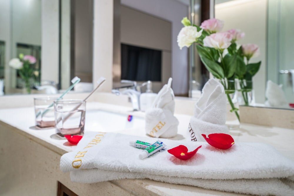 Фото Victoria Hotel Guangzhou