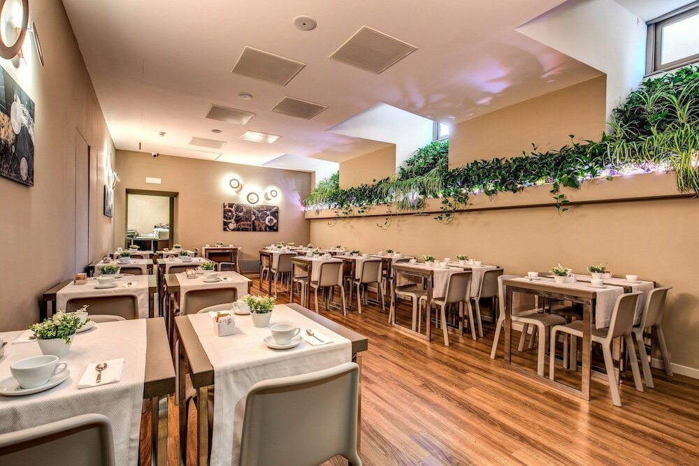 Фото Al Manthia Hotel