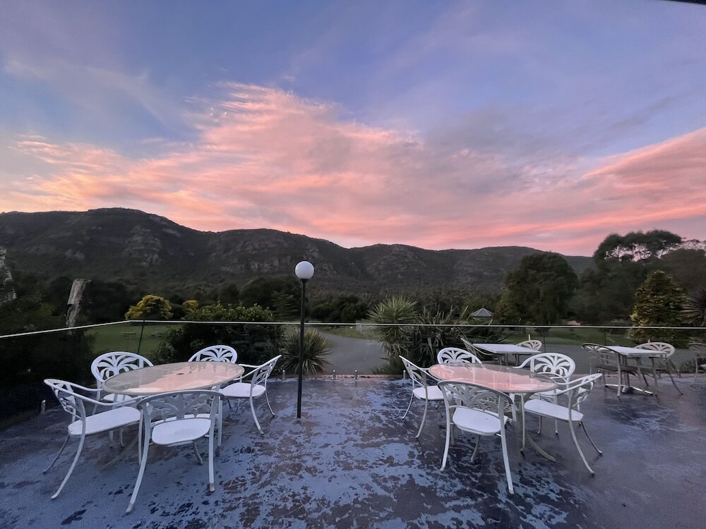 Фото The Grampians Motel & The Views Restaurant