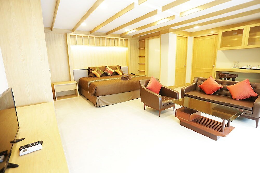 Фото Hua Hin White Sand Hotel