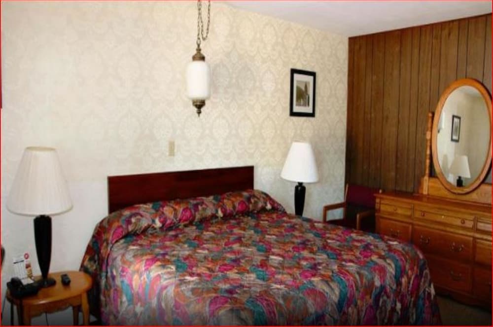 Фото Love Hotels Tomahawk by Oyo at Lake Mohawksin Wi