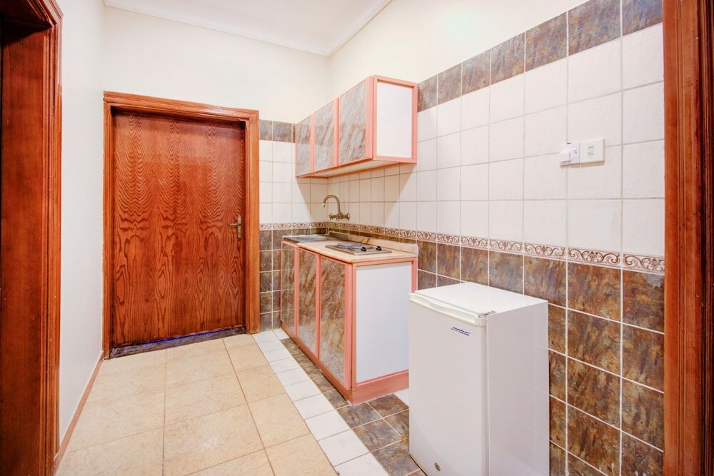 Фото Oyo 595 Aali For Residental Units