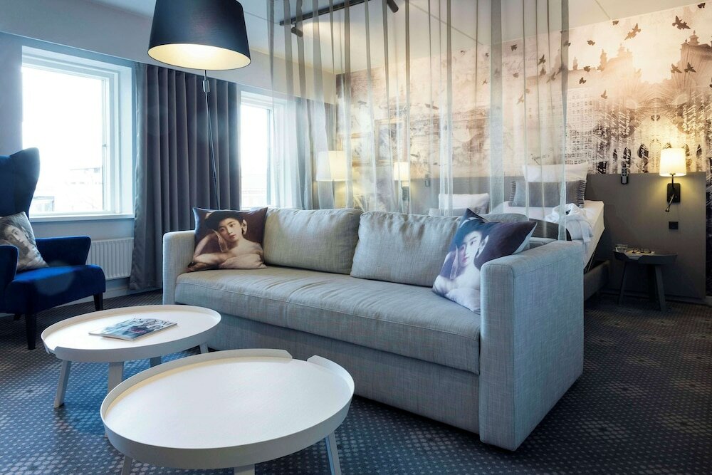 Фото отеля 2