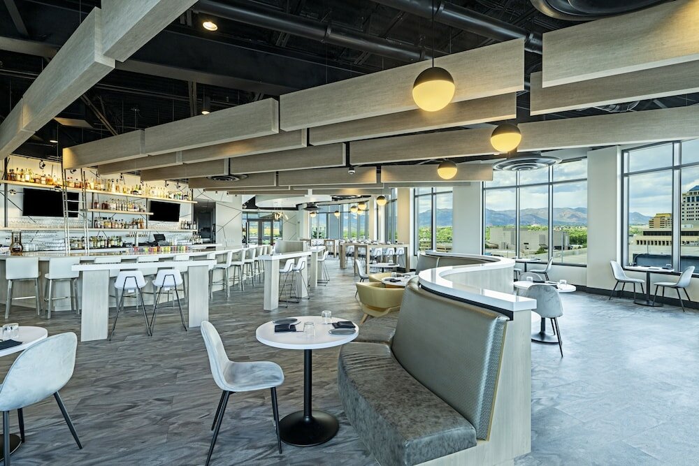 Фото SpringHill Suites by Marriott Colorado Springs Downtown