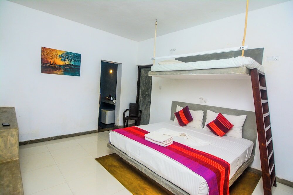 Фото Гостевой Дом Kutumbaya Resort