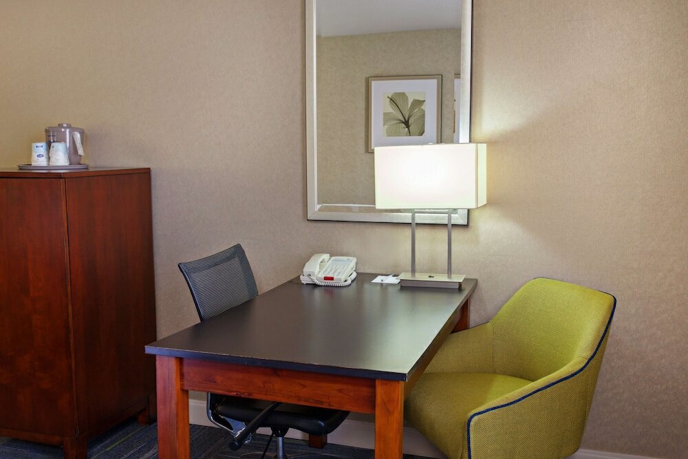 Фото Hampton Inn & Suites Merced