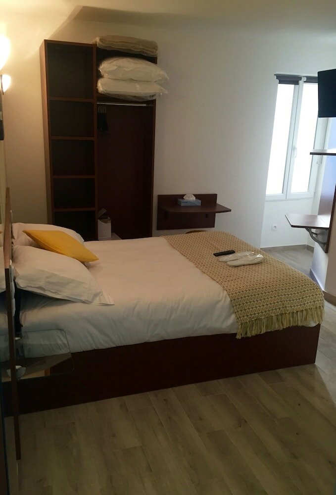 Фото Massilia Hôtel