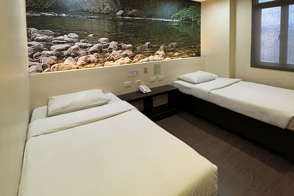 Фото Sugbutel Family Hotel