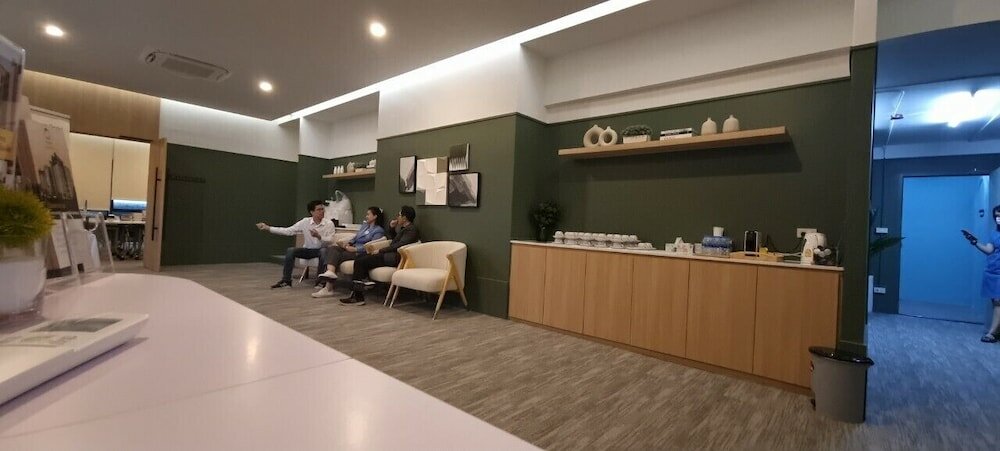 Фото Wellness Stay & Hotel Sukhumvit 107