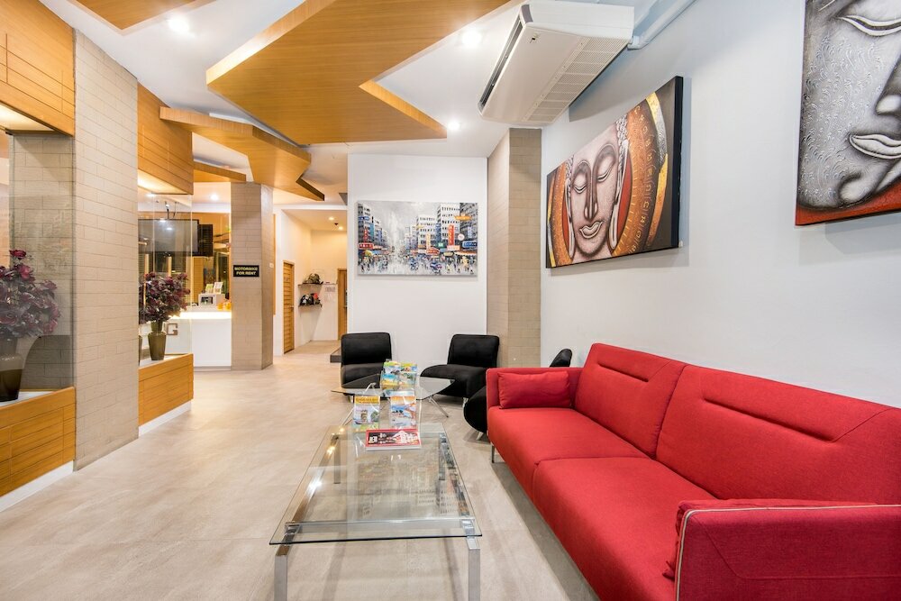 Фото Hallo Patong Hotel & Restaurant