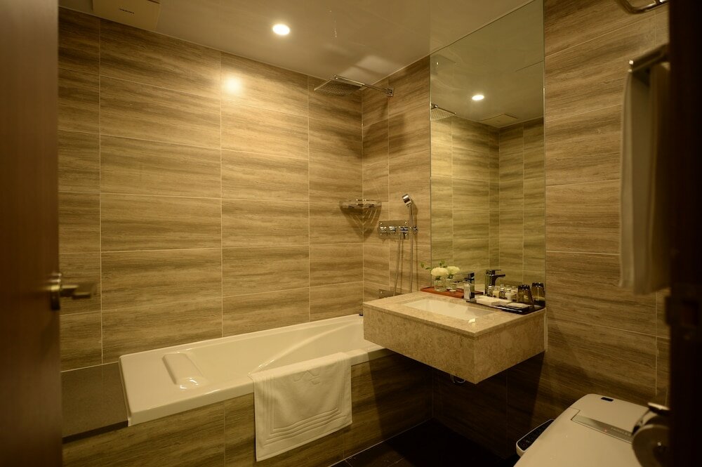 Фото Busan Business Hotel