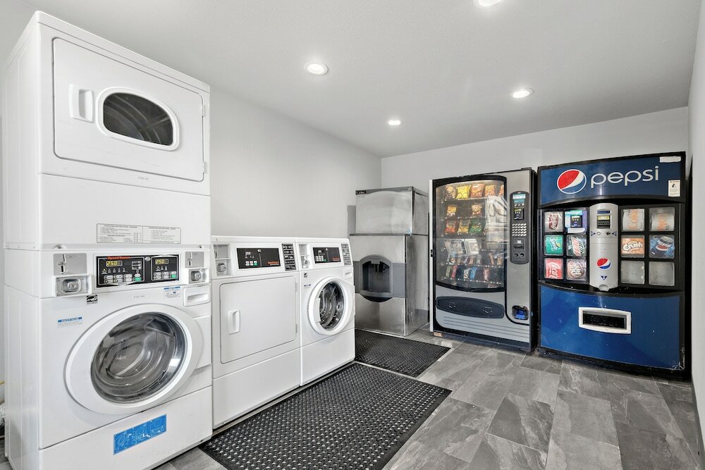 Фото Motel 6 San Diego, Ca - North