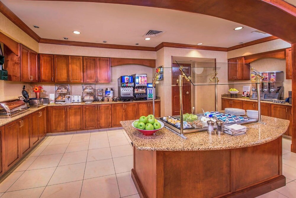 Фото Residence Inn by Marriott Norfolk Airport