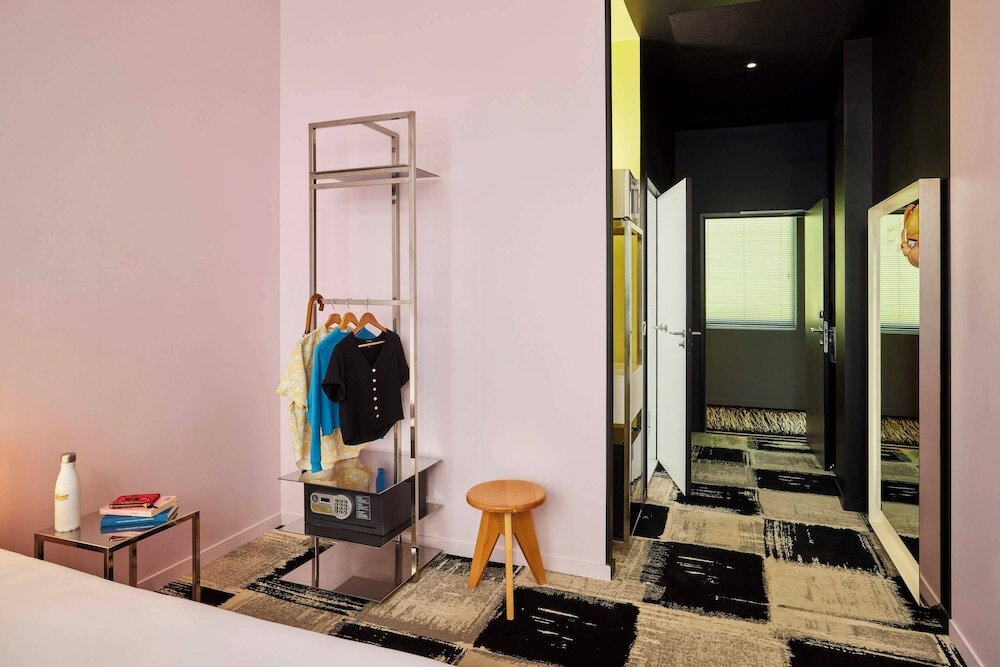 Фото Mama Shelter