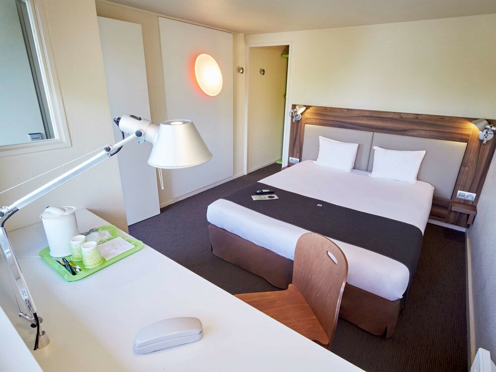 Фото Campanile Melun Sénart - Vert Saint Denis