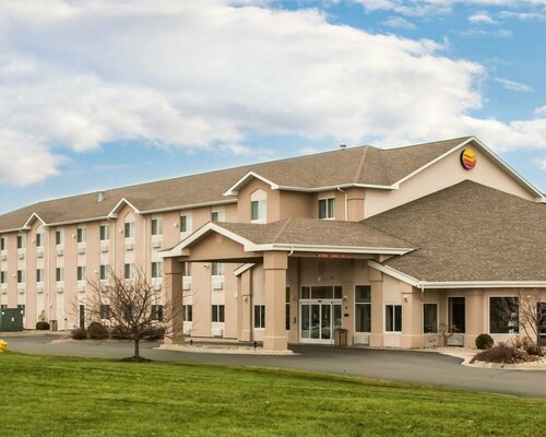 Гостиница Comfort Inn & Suites Diamondale – Lansing в Лансинге