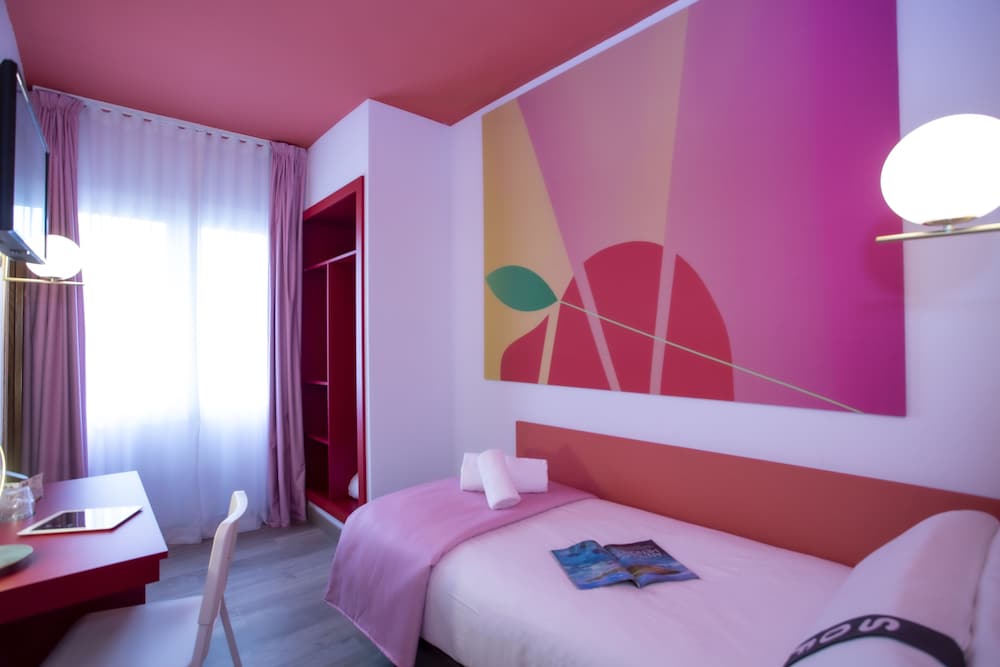 Фото Hotel Prisma Barcelona