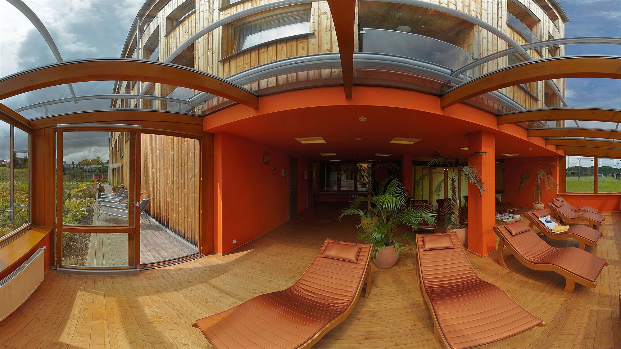 Фото Park Holiday Congress & Wellness Hotel