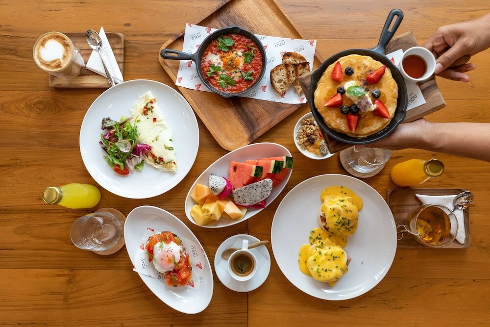 Фото Outrigger Surin Beach Resort