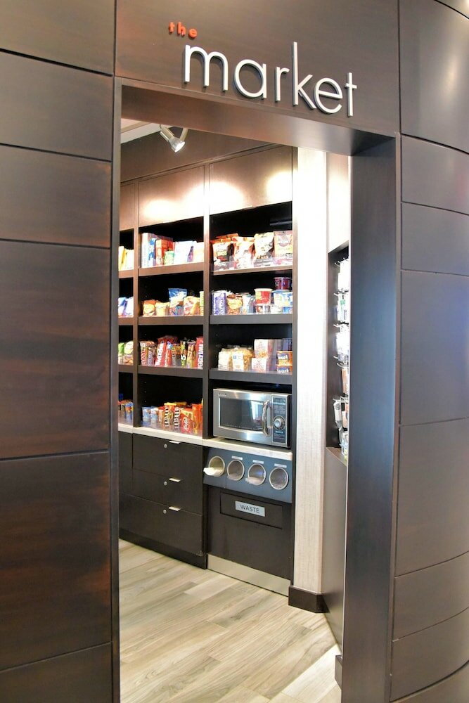 Фото Courtyard by Marriott Boston Waltham