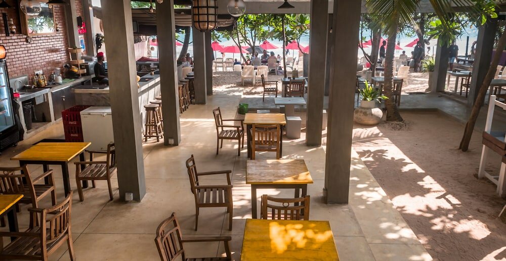 Фото Central Beach Inn