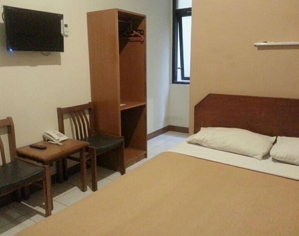 Фото Kenangan Hotel