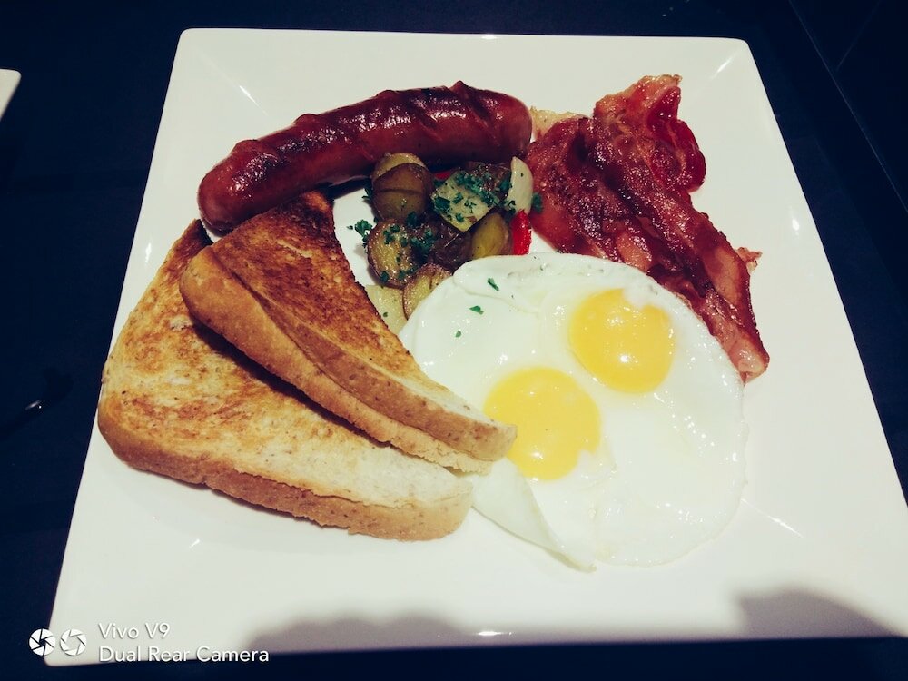 Фото Ramada Encore by Wyndham Makati