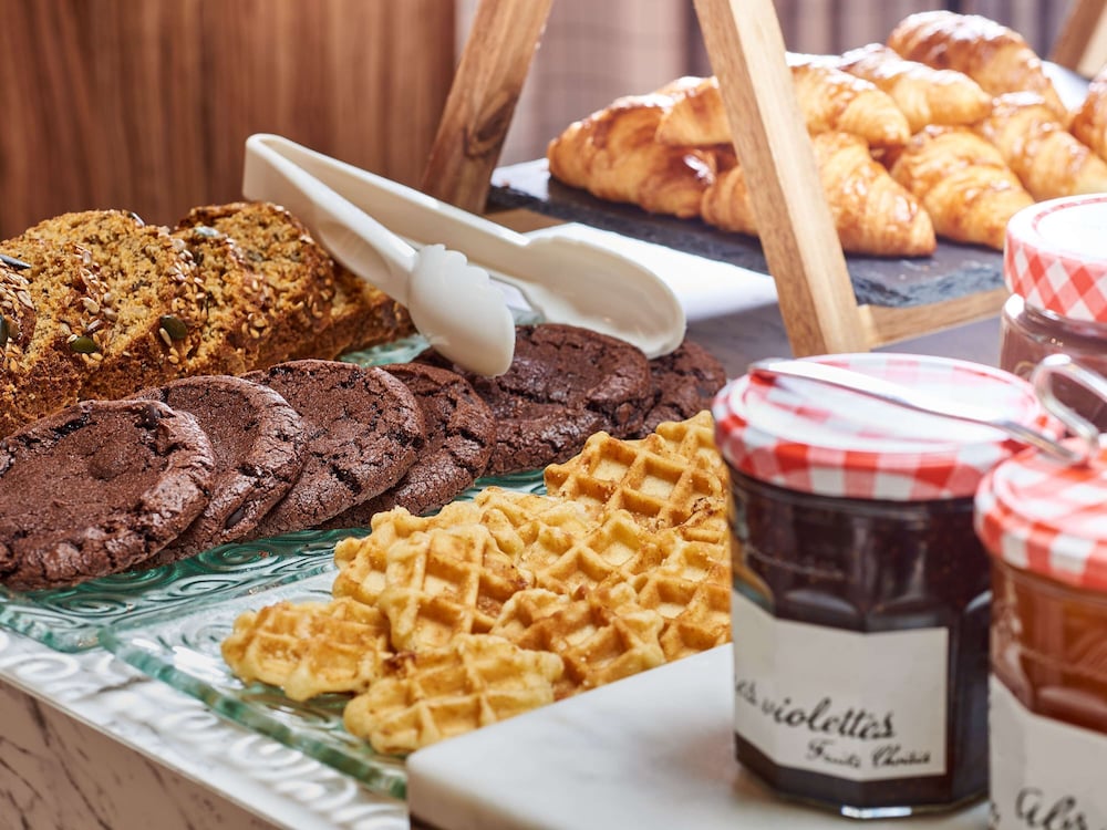 Фото Hotel Mercure Paris 15 Porte de Versailles