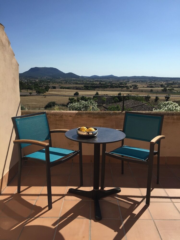 Фото Son Manera Retreat Finca