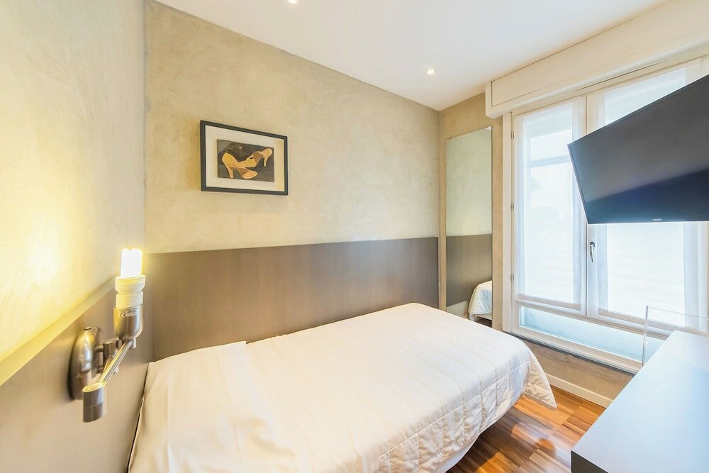 Фото Century Hotel