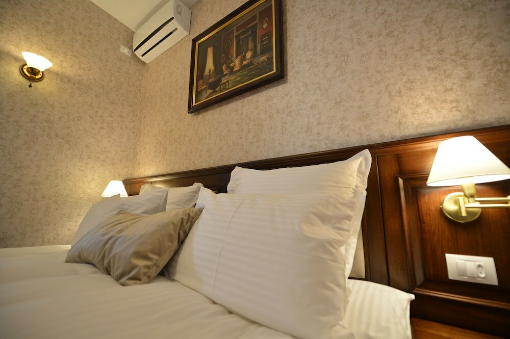 Фото Noblesse Boutique Hotel