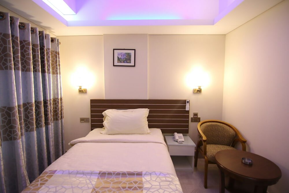 Фото Hotel Shuktara