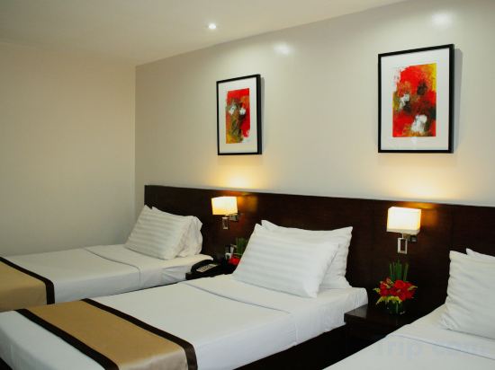 Фото Golden Prince Hotel and Suites